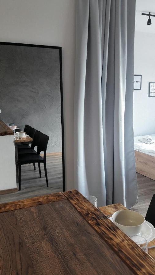 Silver Apartment in Wilanów Varsóvia Exterior foto